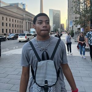 Meet your Posher, Rodrico